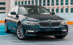BMW 520i Sedan Luxury Line 2019 года (MY)